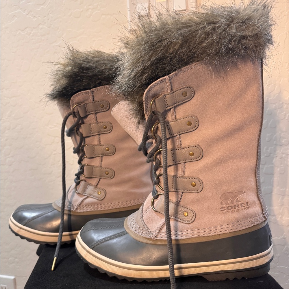 Sorel Joan of Artic waterproof Boots - Gray